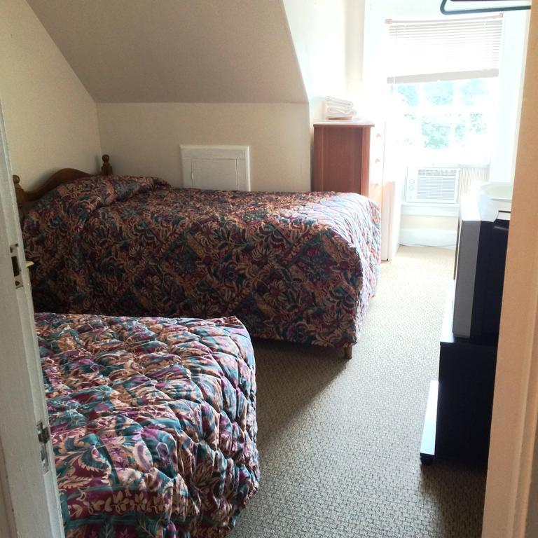 Franciscan Guest House ケネバンク 部屋 写真
